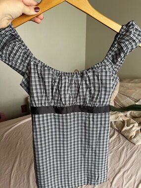 Hollister Black and White Plaid Elastic-Neck Top